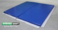 Tapis de gymnastique pliant fabriqué chez Artimex Sport,Ref 54300