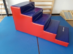 Treppe mit 5 Stufen.119x59x59 cm,Artikelnummer 244-T4