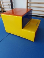 Treppe mit 2 Stufen,72X48X60 cm,artikelnr.244-T2